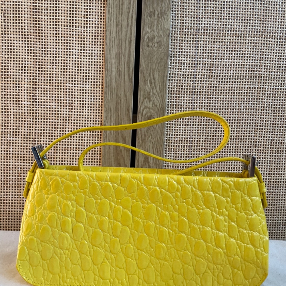 BY FAR dulce bag in yellow croc-embossed leather - Picture 3 of 12